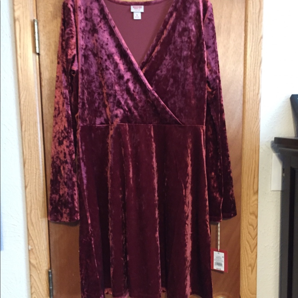 Burgundy velvet party dress